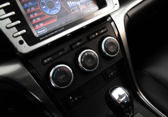 Подержанный автомобиль Mazda 6 Sedan 2012 года (12 фото)