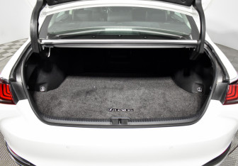 Подержанный автомобиль Lexus ES 2021 года (21 фото)