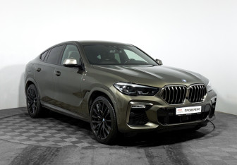 Подержанный автомобиль BMW X6 2020 года (3 фото)