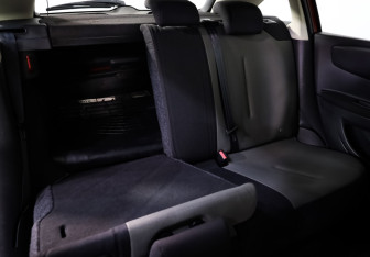 Подержанный автомобиль Citroen C4 Hatchback 2010 года (20 фото)