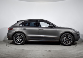 Подержанный автомобиль Porsche Macan 2015 года (4 фото)