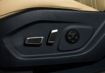 Подержанный автомобиль Voyah Free 2023 года (24 фото)