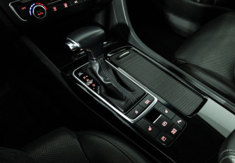 Подержанный автомобиль Kia Optima Sedan 2019 года (19 фото)