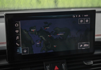 Подержанный автомобиль Audi Q5 2021 года (18 фото)