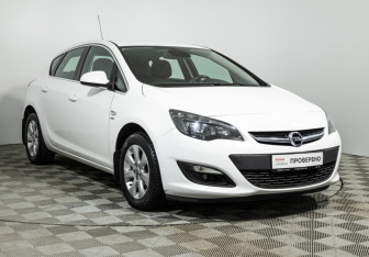Подержанный автомобиль Opel Astra Hatchback 2015 года (3 фото)