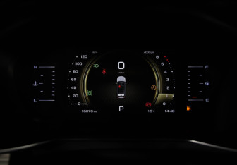 Подержанный автомобиль Geely Atlas Pro 2022 года (13 фото)