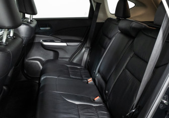 Подержанный автомобиль Honda CR-V 2014 года (10 фото)