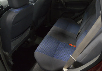 Подержанный автомобиль Chery Tiggo (T11) 2011 года (11 фото)