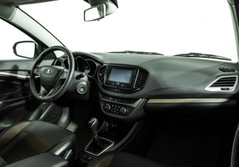 Подержанный автомобиль LADA (ВАЗ) Vesta Sedan 2016 года (9 фото)