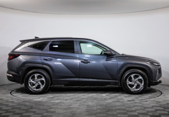 Подержанный автомобиль Hyundai Tucson 2021 года (4 фото)