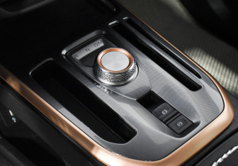 Подержанный автомобиль Haval Jolion 2024 года (11 фото)