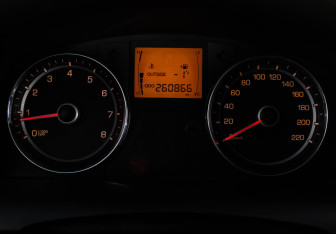 Подержанный автомобиль SsangYong Actyon 2013 года (19 фото)