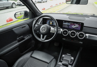 Подержанный автомобиль Mercedes-Benz GLB 2020 года (13 фото)