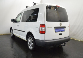 Подержанный автомобиль Volkswagen Caddy Compactvan 2012 года (7 фото)