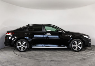 Подержанный автомобиль Kia Optima Sedan 2020 года (4 фото)