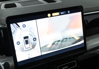 Подержанный автомобиль GAC GS8 2023 года (19 фото)