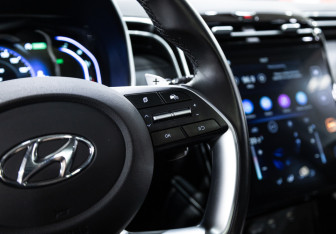 Подержанный автомобиль Hyundai Tucson 2024 года (19 фото)
