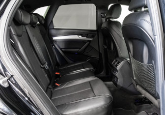 Подержанный автомобиль Audi Q5 2018 года (27 фото)