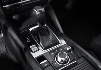 Подержанный автомобиль Mazda 6 Sedan 2017 года (11 фото)