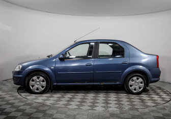 Подержанный автомобиль Renault Logan Sedan 2012 года (8 фото)