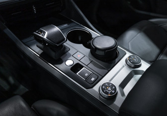 Подержанный автомобиль Volkswagen Touareg 2019 года (30 фото)