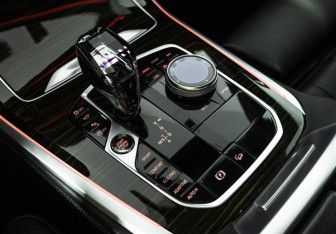 Подержанный автомобиль BMW X5 2019 года (17 фото)