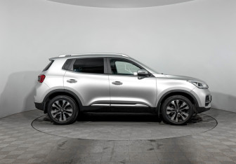 Подержанный автомобиль Chery Tiggo 4 2021 года (4 фото)