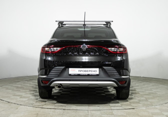 Подержанный автомобиль Renault Arkana 2020 года (6 фото)