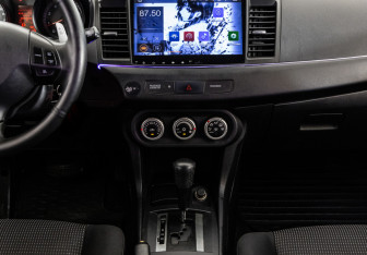 Подержанный автомобиль Mitsubishi Lancer Sedan 2008 года (12 фото)
