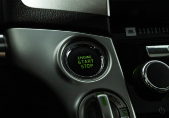 Подержанный автомобиль Toyota Land Cruiser Suv 2014 года (19 фото)