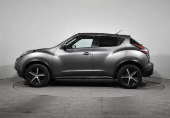 Подержанный автомобиль Nissan Juke 2014 года (8 фото)