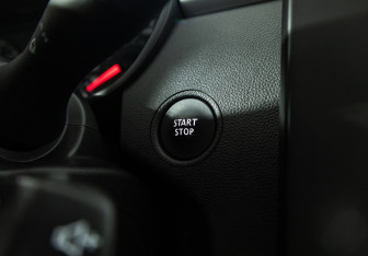 Подержанный автомобиль Renault Arkana 2021 года (16 фото)