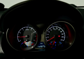 Подержанный автомобиль Geely Emgrand X7 2016 года (10 фото)