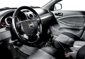 Подержанный автомобиль Chevrolet Lacetti Hatchback 2011 года (9 фото)