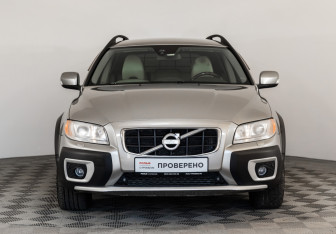 Подержанный автомобиль Volvo XC70 2012 года (2 фото)