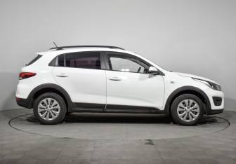 Подержанный автомобиль Kia Rio Hatchback 2019 года (4 фото)