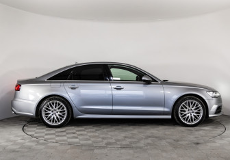 Подержанный автомобиль Audi A6 Sedan 2017 года (4 фото)