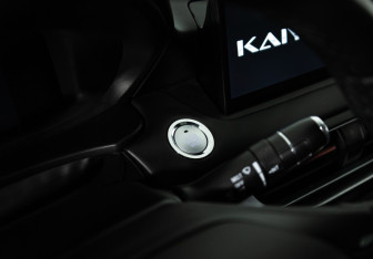 Подержанный автомобиль Kaiyi E5 2023 года (16 фото)