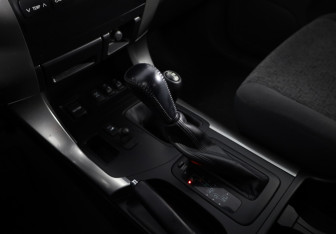 Подержанный автомобиль Toyota Land Cruiser Prado 2007 года (21 фото)