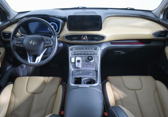 Подержанный автомобиль Hyundai Santa Fe 2021 года (14 фото)