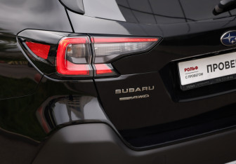 Подержанный автомобиль Subaru Outback Wagon 2022 года (11 фото)