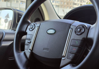 Подержанный автомобиль Land Rover Freelander 2014 года (19 фото)