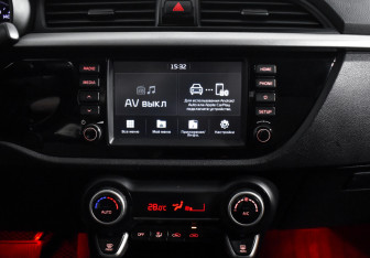 Подержанный автомобиль Kia Rio Sedan 2017 года (16 фото)