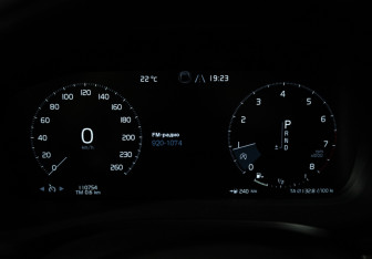 Подержанный автомобиль Volvo S60 2019 года (12 фото)