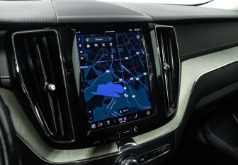 Подержанный автомобиль Volvo XC60 2021 года (17 фото)