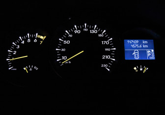 Подержанный автомобиль Renault Megane Hatchback 2011 года (18 фото)