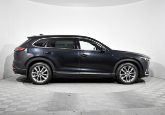 Подержанный автомобиль Mazda CX-9 2018 года (4 фото)