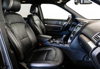 Подержанный автомобиль Ford Explorer 2017 года (16 фото)