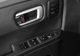 Подержанный автомобиль Honda Pilot 2008 года (12 фото)