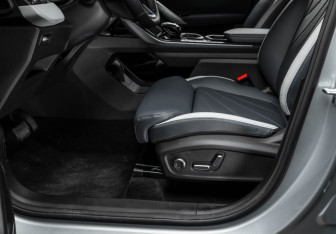 Новый Geely Atlas 2025 (11 фото)